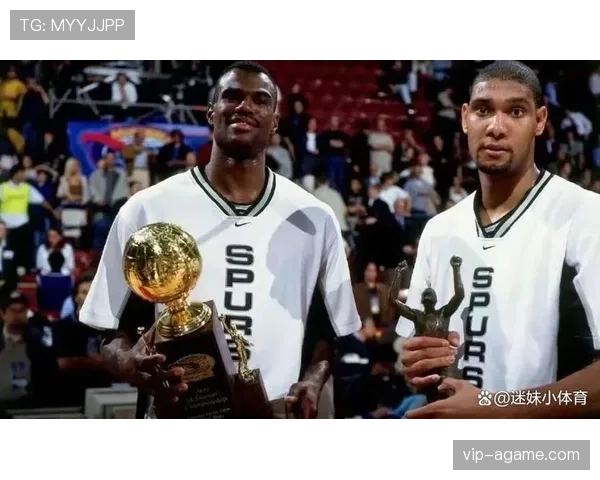 蒂姆·邓肯低位背打效率拉开与同时代内线得分差距