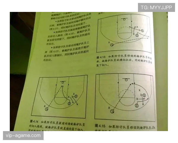 拉沙德·刘易斯挡拆频繁砍分，效率显著高于同期锋线球员